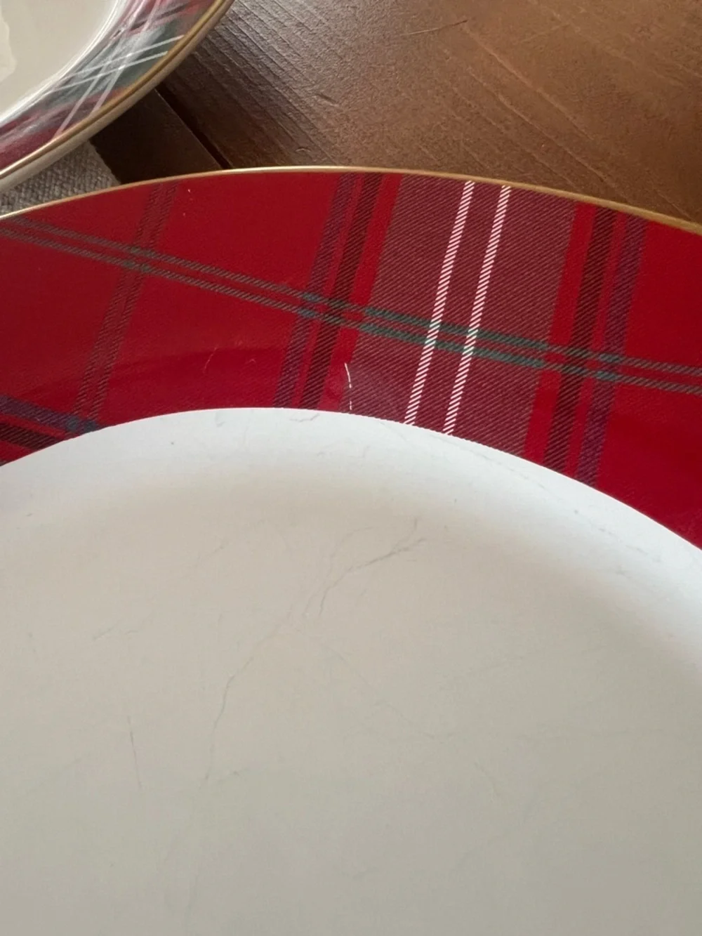 6 Williams Sonoma Red Tartan Dinner Plates Gold Rim